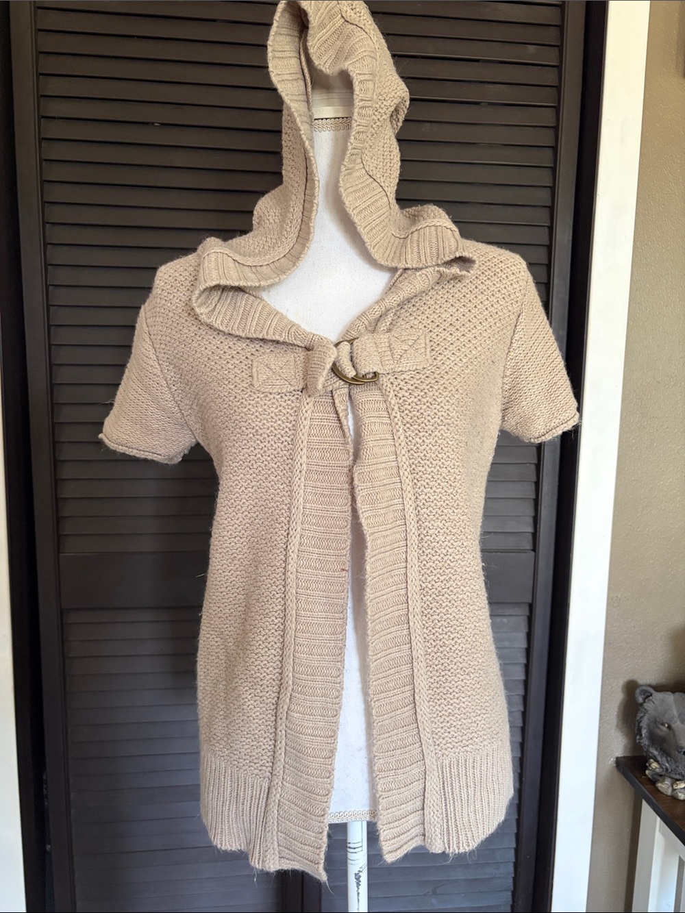Maurices Beige Hooded Short-Sleeve Knit Cardigan with Buckle